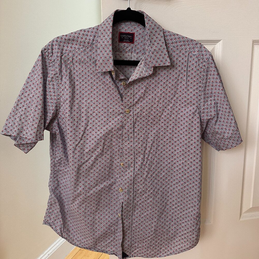 UNTUCKit Red and Gray Casual Button Down Shirt